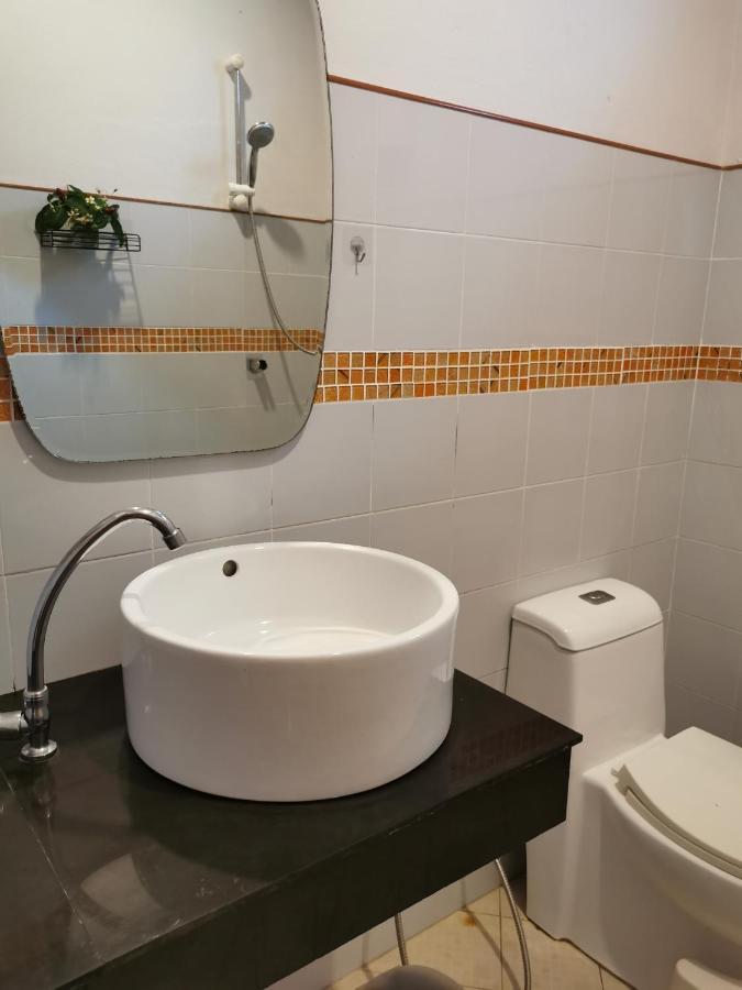 De​ Lanta Place Ko Lanta Esterno foto