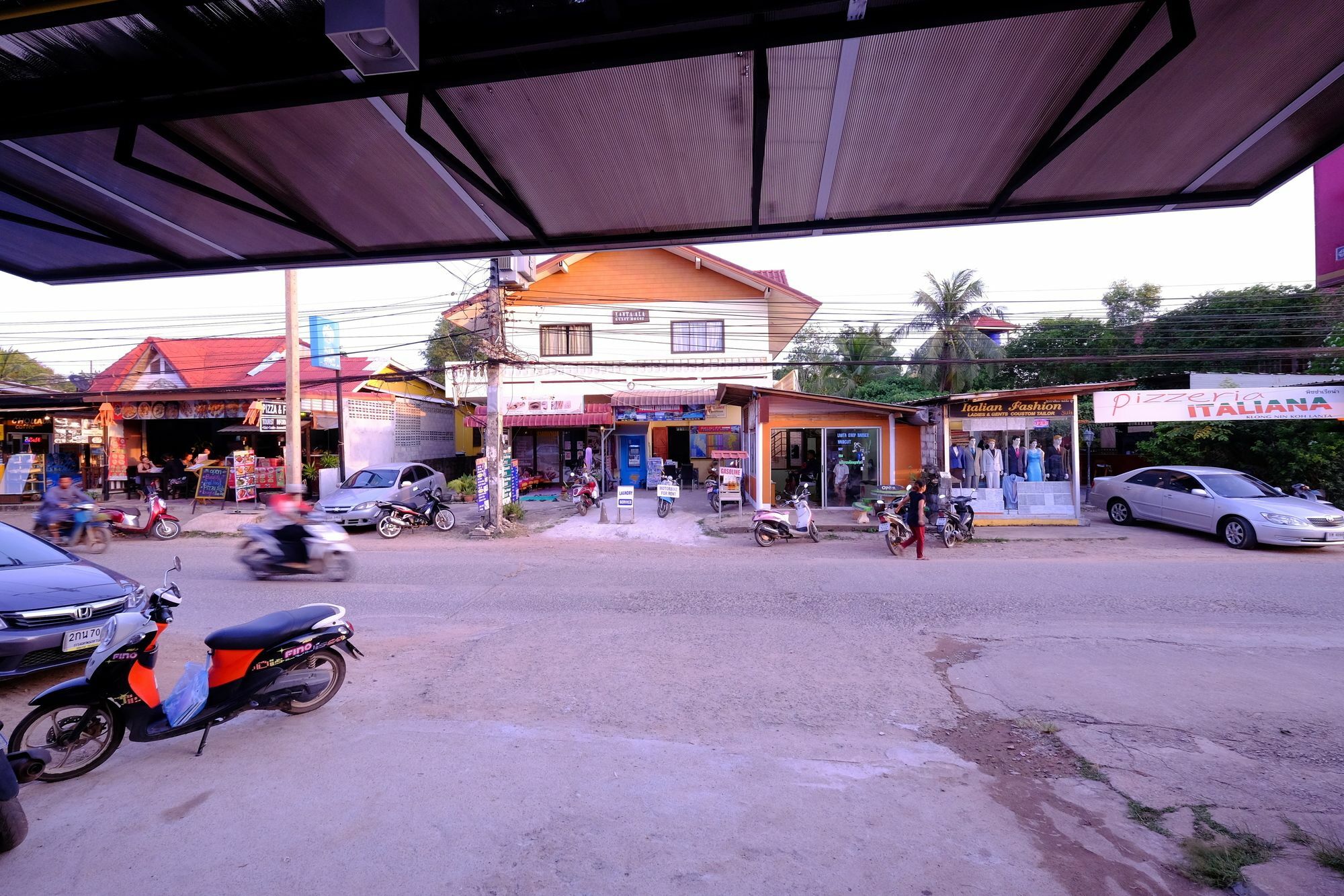 De​ Lanta Place Ko Lanta Esterno foto